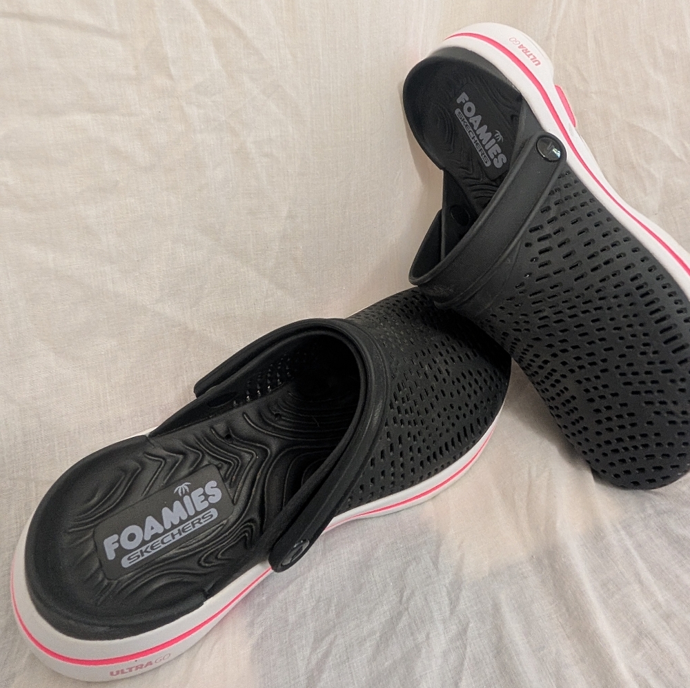 Skechers Foamies Women's Black Clogs